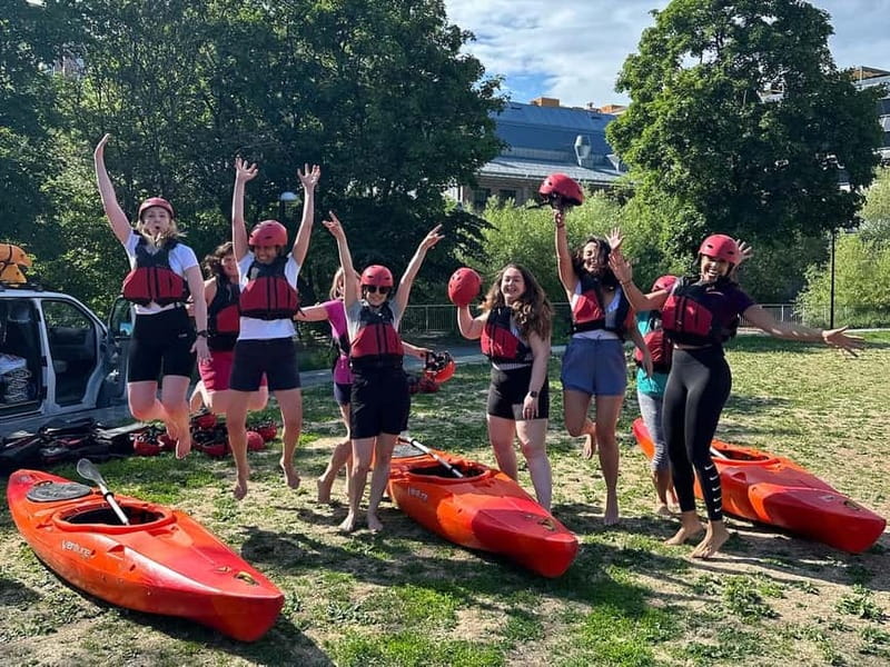 Akerselva River: Urban Paddling Adventure Kayak Tour - Who should book this Oslo adventure?