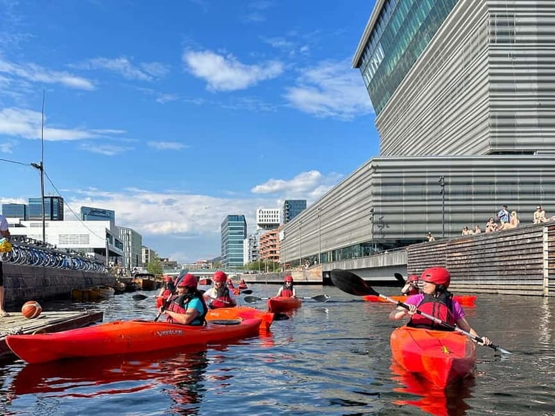 Akerselva River: Urban Paddling Adventure Kayak Tour - Weather, clothing, and comfort