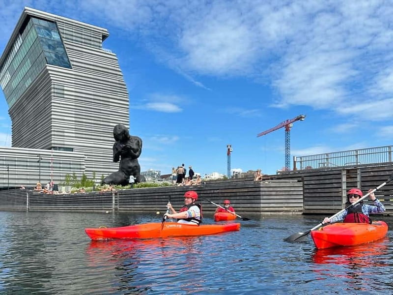 Akerselva River: Urban Paddling Adventure Kayak Tour - The guides and the group atmosphere