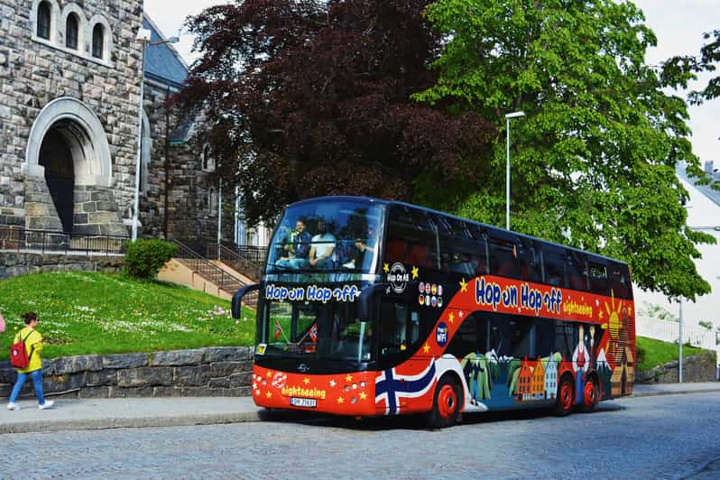 Ålesund: 1-Day Hop-On Hop-Off Sightseeing Bus Ticket - Take the Full 70-Minute Circuit First