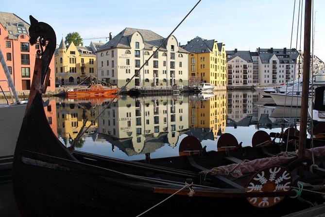 Ålesund-Aksla-Alnes-Giske-Sunnmøre museum 100 % Highlights 4.5 H - Five things to know before booking