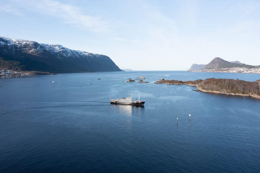 Ålesund: Archipelago Fjord Cruise - Starting at Rådhuskaien in Ålesund