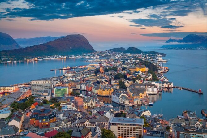 Alesund Port, Airport & City Private Transfer - Hotel and city pickup rules