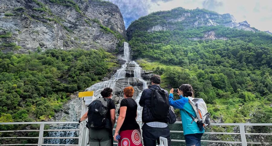Ålesund to Geiranger Fjord Boat Tour with Return Bus Tour - Nordang Valley and the road to Hellesylt