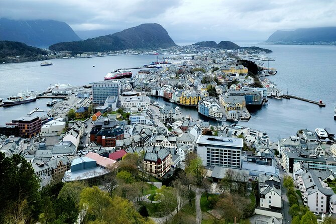 Ålesund Two Hour Walking City Tour - Five useful things to know before you book