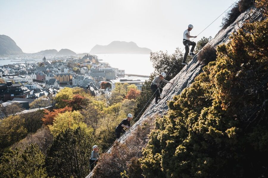 Ålesund: Via Ferrata tour - Starting beside Ålesund’s city park stairs