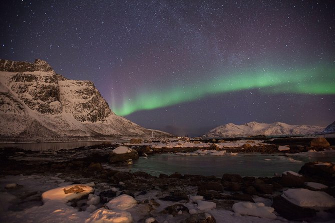 All inclusive - Northern Lights Hunt - The wait: fires, stars, and a useful dose of patience