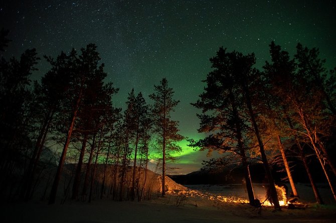 All inclusive - Northern Lights Hunt - Dinner is hot, simple, and best understood as expedition food