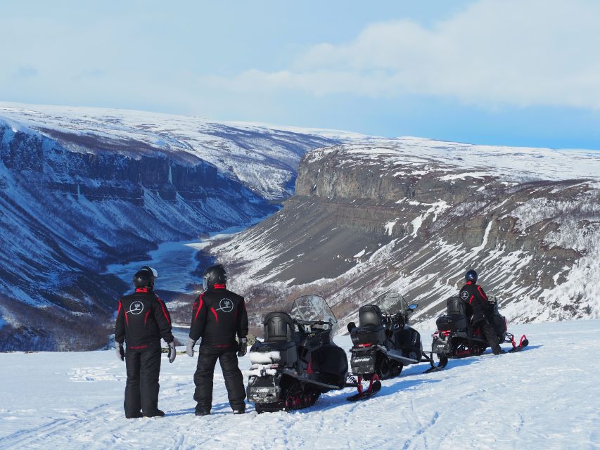 Alta: Guided Snowmobile Safari on Finnmarksvidda With Snacks - The guides and the feel of the operation