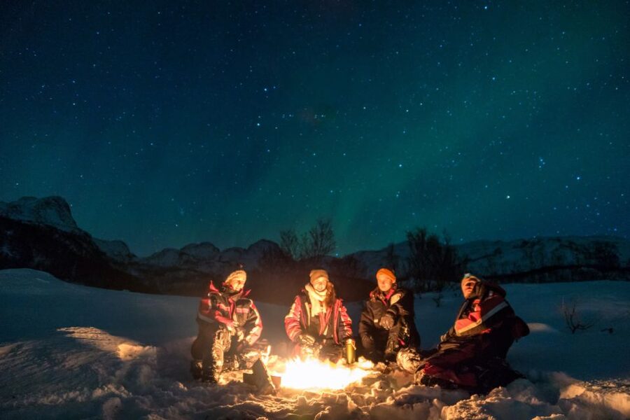 Alta: Small-Group Guided Northern Lights Tour - Campfire, hot chocolate, and the human side of the tour