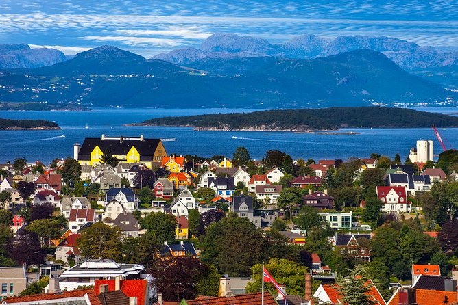 An amazing guided private walking tour of Stavanger. - Key points to know before booking