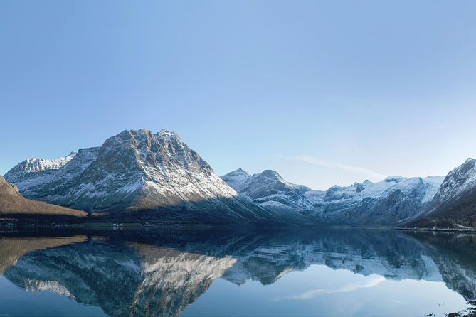 Arctic Fjords Road Trip - Photos that save you from staying behind the camera