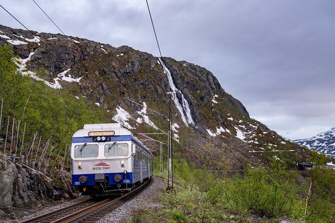 Arctic Train - The Northernmost Railway in Norway - The Guide and the Onboard Experience