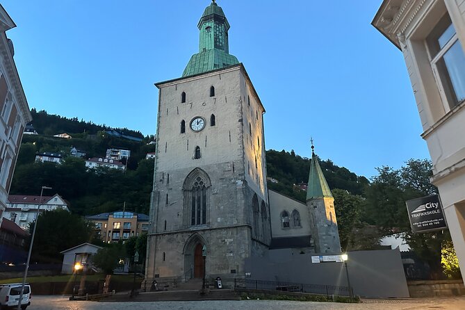 Audio Walking Tour in Bergen Famous Ghosts Location - Bryggen: famous waterfront, difficult lives