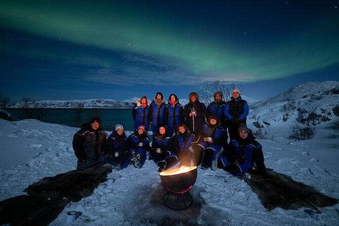 Auroras Hunt - Tour in Spanish, Northern Lights Chase in Spanish - A moving classroom on the road
