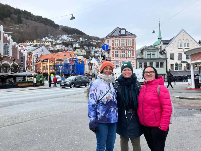 Bergen: Authentic Morning Walking Tour - Strengths and limits at a glance