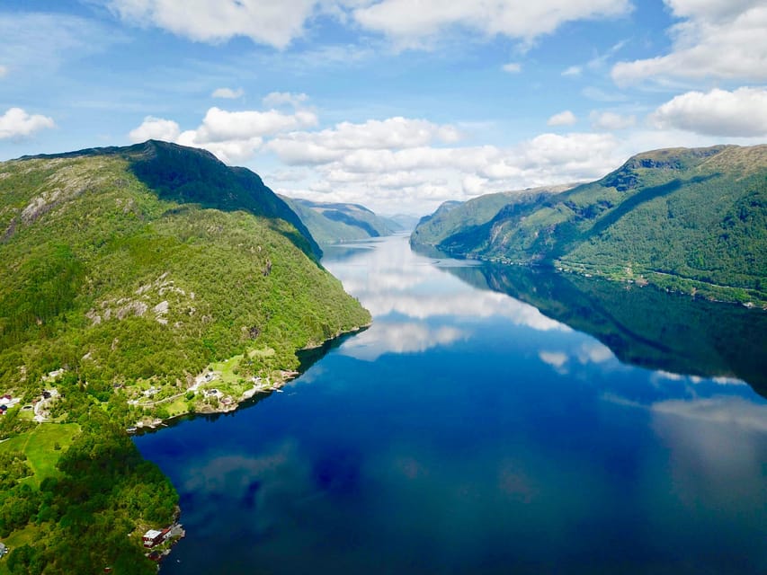 Bergen: Bergen Fjord by Zodiac or Pontoon Boat - Who Will Enjoy This Most?