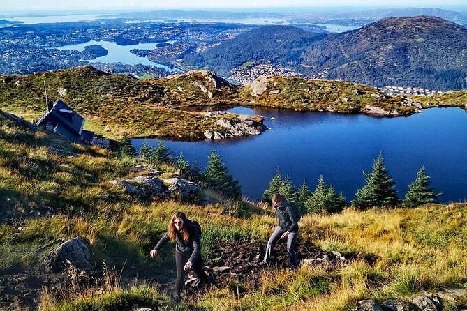 Bergen Classic Private hiking - Stop 1: Vidden Tursti across Bergen’s high ground