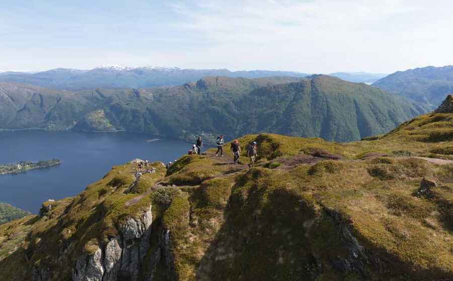 Bergen: Fjord Hiking - Public tour - Choosing between Hananipa, Bruviknipa, and Arnanipa