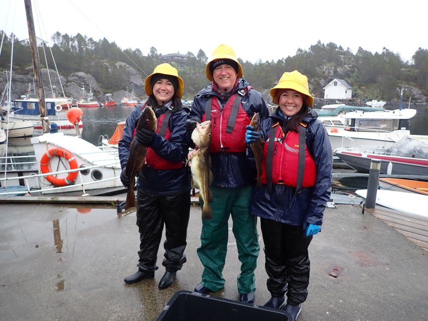 Bergen: Guided Fishing Tour with Outdoor Cooking - From Bergen’s Tourist Information to Øygarden
