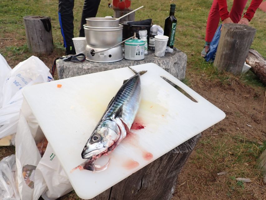 Bergen: Guided Fishing Tour with Outdoor Cooking - What the food tells you about coastal Norway