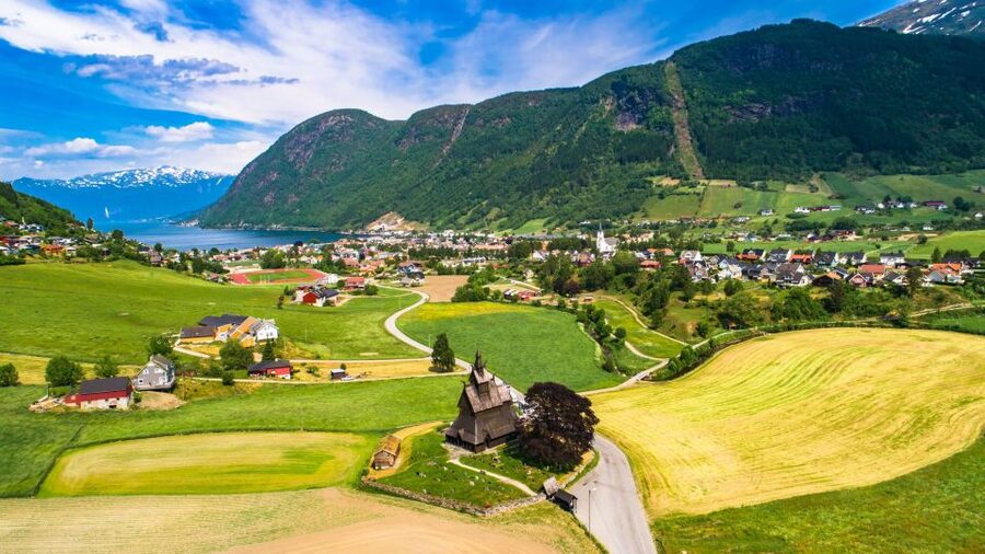 Bergen: Guided Fjord & Glacier Tour to Fjærland - Bøyabreen, a branch of Jostedalsbreen