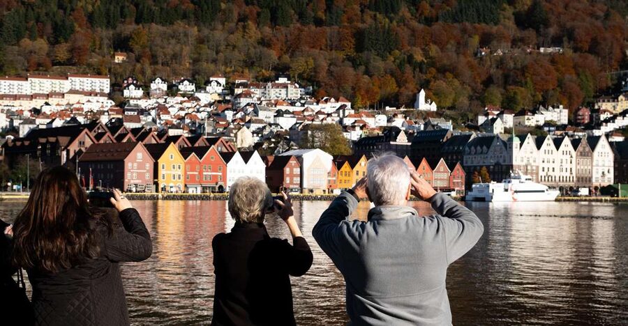 Bergen: Guided Minibus Tour with Photo Stops - The short walk near St. Mary’s Church and Bryggen