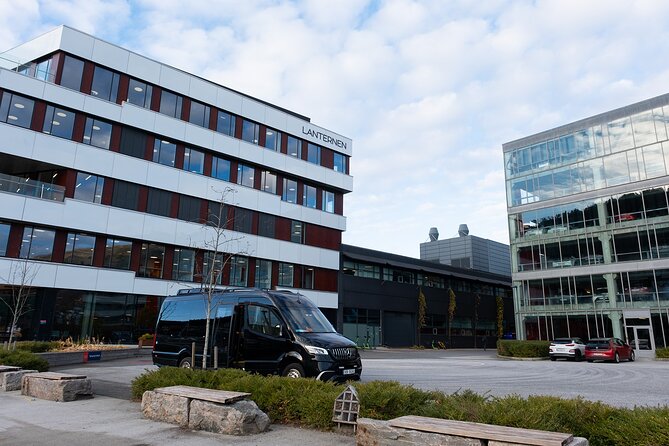 Bergen: Guided Tour by Minibus with Local Guide & Photostops - Nygårdsparken and the university district