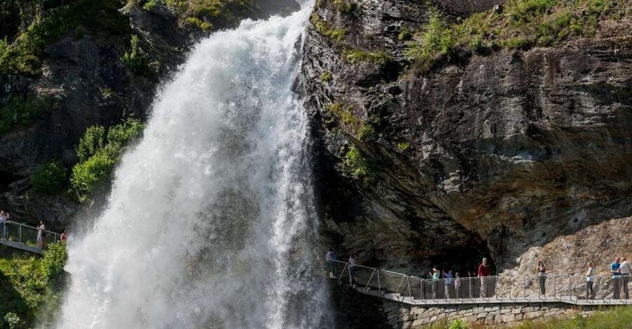 Bergen: Hardangerfjord, Voss Gondola & 3 Great Waterfalls - Key points to know before booking