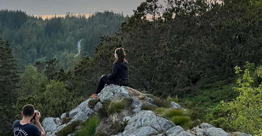 Bergen Magical Nature Tour | ViFlowExperience - Warm snacks and the High Altitude Drink
