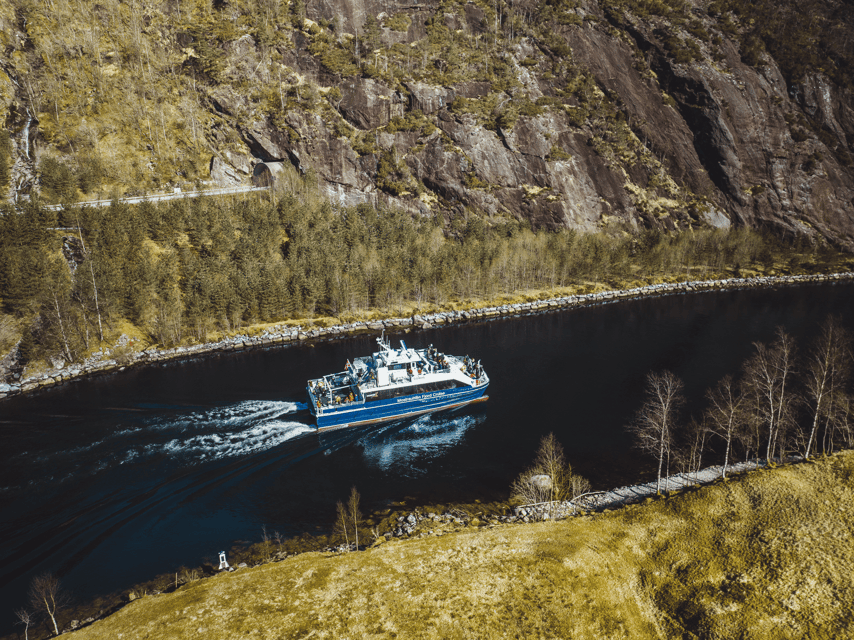 Bergen: Mostraumen Fjord & Waterfall Cruise - What the experience does especially well