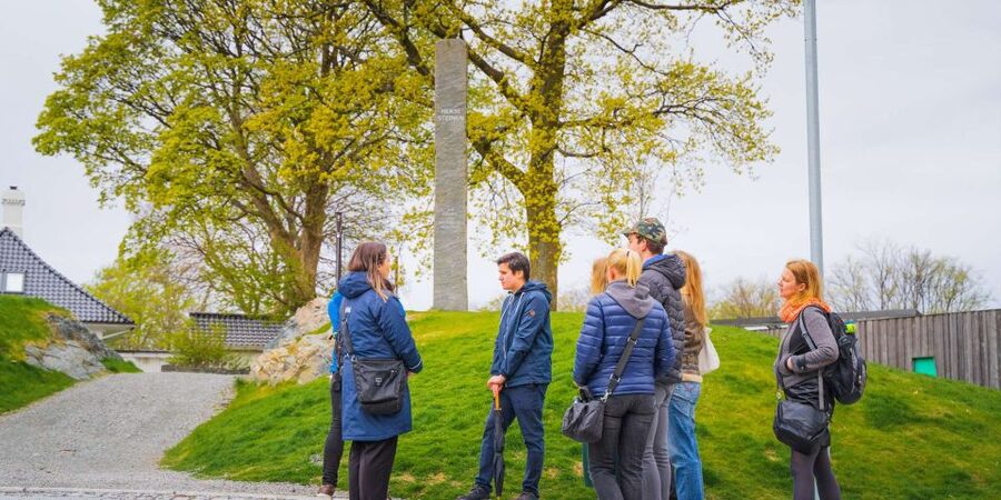 Bergen: Nordnes Neighborhood Hidden Gems Walking Tour - Norwegian merchants beyond Bryggen