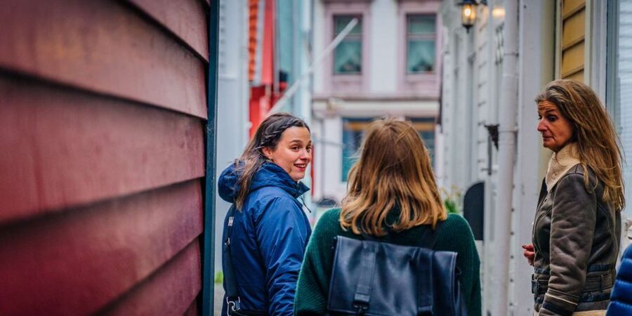 Bergen: Nordnes Neighborhood Hidden Gems Walking Tour - Parks, schools, and ordinary life today