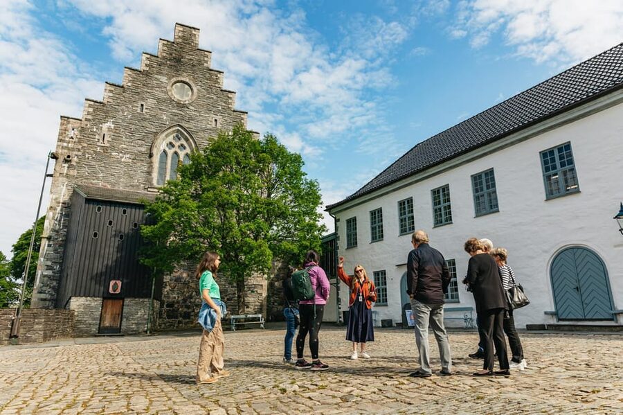 Bergen: Past & Present Small Group Guided Walking Tour - Leaving the postcard streets for Wesenbergsmauet