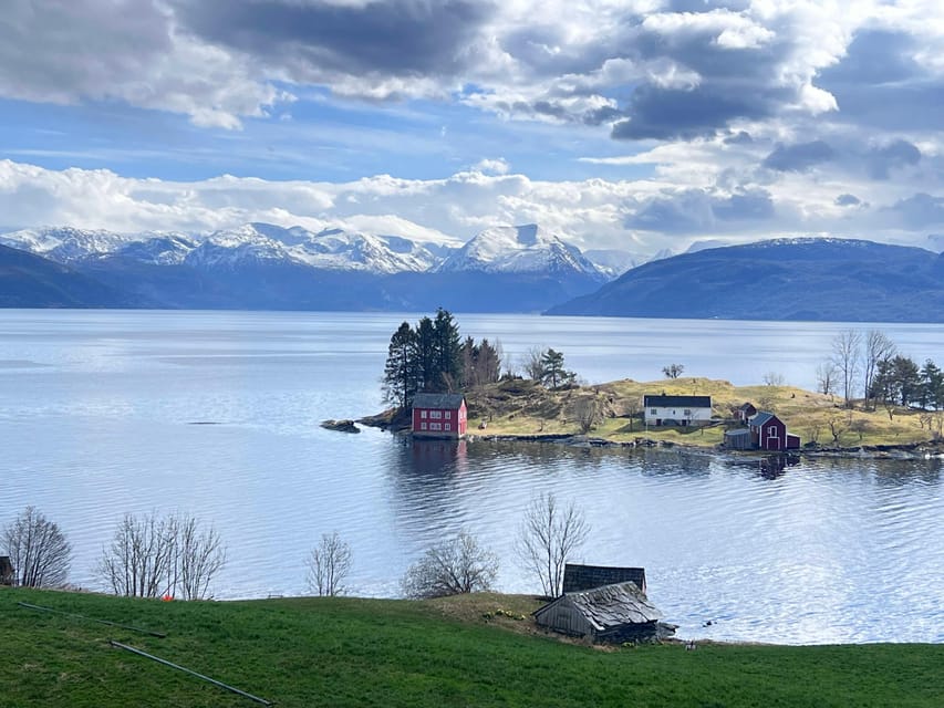 Bergen: Private City Tour with the Best of Hardangerfjord - Key points at a glance
