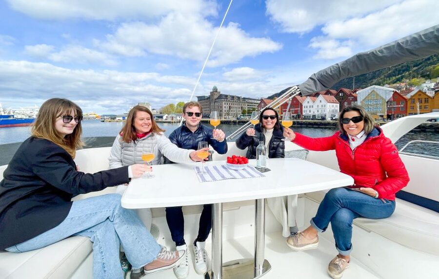 Bergen: Private Evening Yacht Cruise with Snacks and Wine - How this cruise compares with a regular Bergen outing