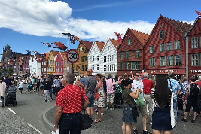 Bergen Private Walking Tour With A Professional Guide - Bergen’s story, from Stamford Bridge to the Hanseatic League