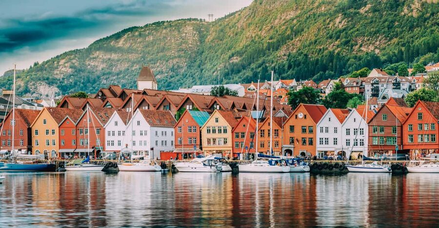 Bergen: Private Waterfalls and Wonders of Fjord Norway - A private route from Bergen into fjord country