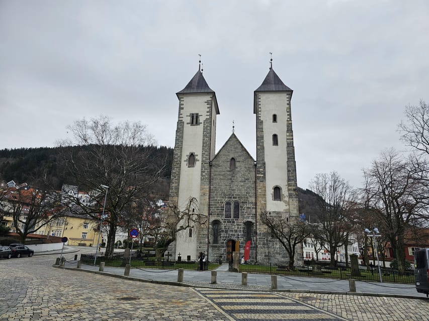 Bergen's Twilight Magic: An Evening Adventure - Norwegian food stops at your own expense