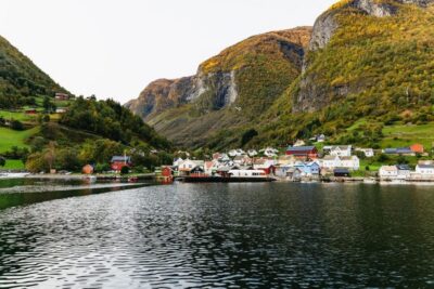 Self-Guided Round-Trip Full-Day Excursion