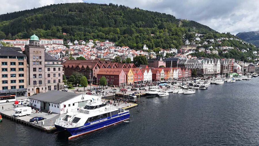 Bergen: Sightseeing Cruise of Bergen's Historic Landmarks - Why Bergen’s harbor is worth an hour
