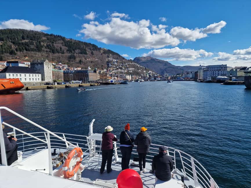 Bergen: Sightseeing Cruise of Bergen's Historic Landmarks - Bergenhus Fortress and the city’s medieval power