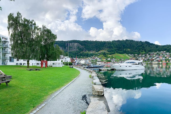 Bergen to Hardangerfjord VIP car + private yacht Fjord cruise - Why this Bergen fjord day feels different