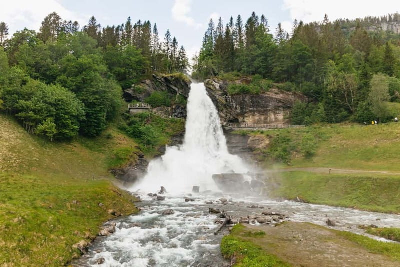Bergen: Waterfalls of Hardangerfjord Shore Excursion - Hardangerfjord viewpoints and prehistoric rock carvings