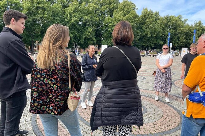 Best of Oslo Guided Walking Tour - City Hall, the waterfront, and Tjuvholmen