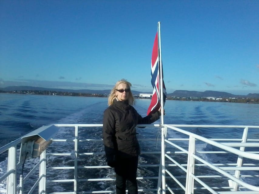 Best of Oslo: Walking Tour with a local guide - City Hall and the Nobel Peace Centre