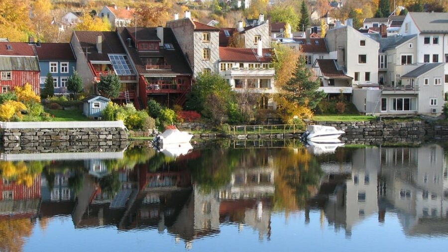 Best of Trondheim: Private Walking Tour with a Local - Starting beneath Nidaros Cathedral
