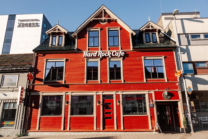 Brews and Views City Walking Tour in Tromsø with Beer Tasting - Starting on Kirkegata and finding your Tromsø bearings