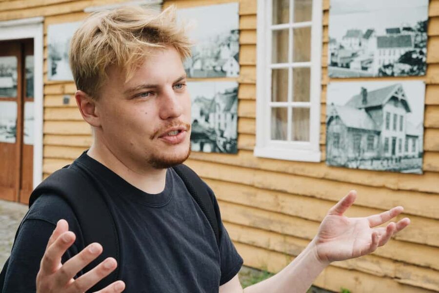 City walk in Ålesund: Art Nouveau, sea views, and insider tips - How Lukas leads the experience