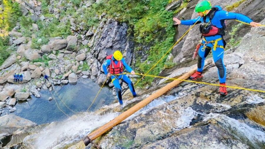 Dagali: Extreme Canyoning Experience - Three hours among waterfalls and smooth rock